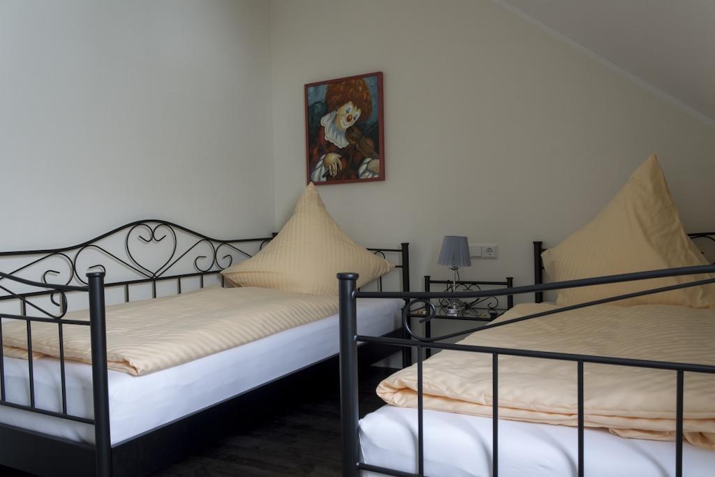 Haus Am Lagunenbad Ferienwohnung Ettelsberg Willingen  Chambre photo